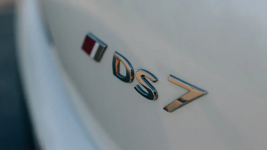 DS DS7 DS 7 1.6 E-Tense Performance Line aut