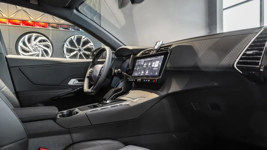 DS DS7 DS 7 1.5 BlueHDi Etoile aut