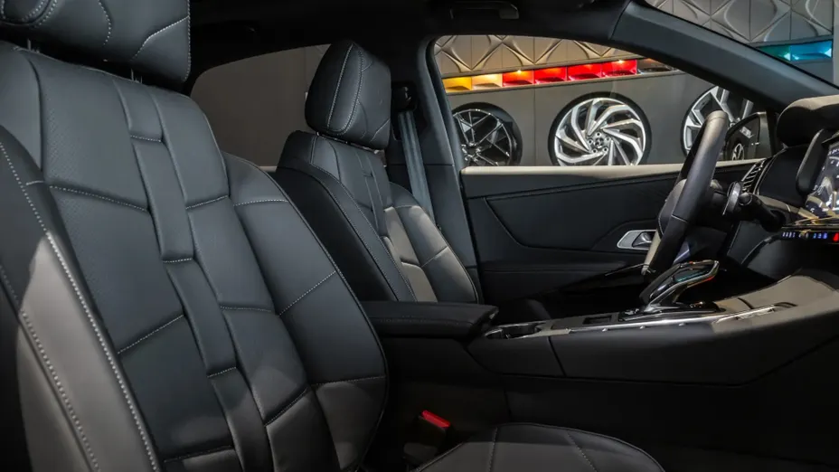 DS DS7 DS 7 1.5 BlueHDi Etoile aut