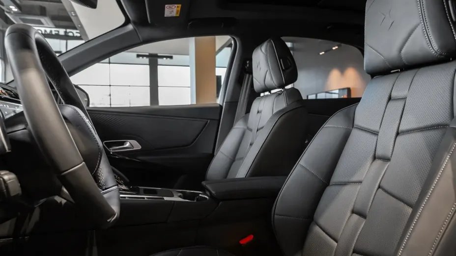 DS DS7 DS 7 1.5 BlueHDi Etoile aut