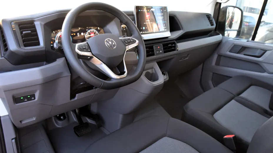 VOLKSWAGEN Crafter Crafter 35 TDI (9,9m3) Aut. Nowy