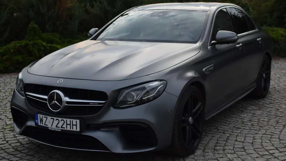 MERCEDES-BENZ E Klasa AMG E 63 S 4-Matic+