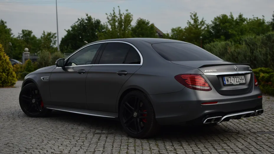 MERCEDES-BENZ E Klasa AMG E 63 S 4-Matic+