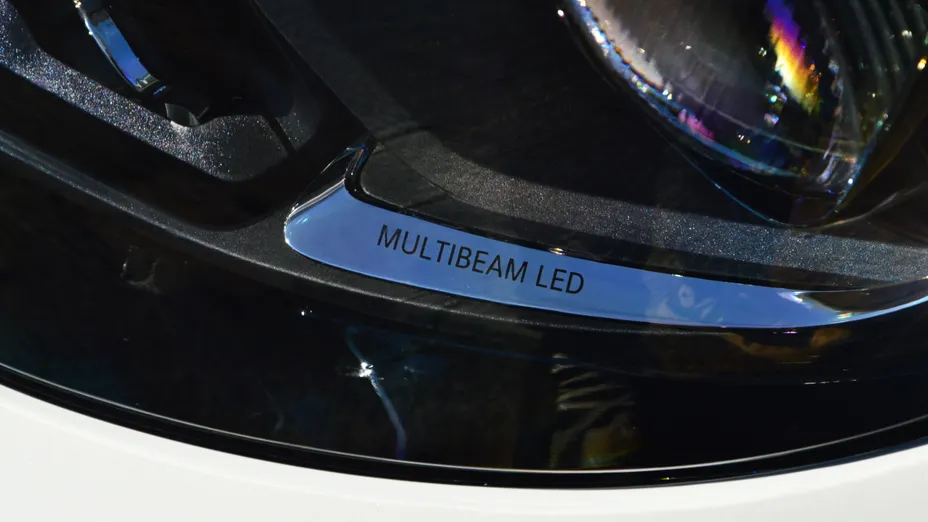 MERCEDES-BENZ E Klasa E 220 d AMG/Avantgarde