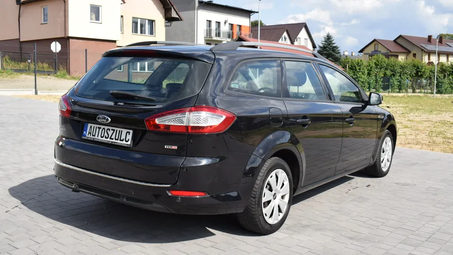 FORD Mondeo Mondeo 2.0 Ambiente