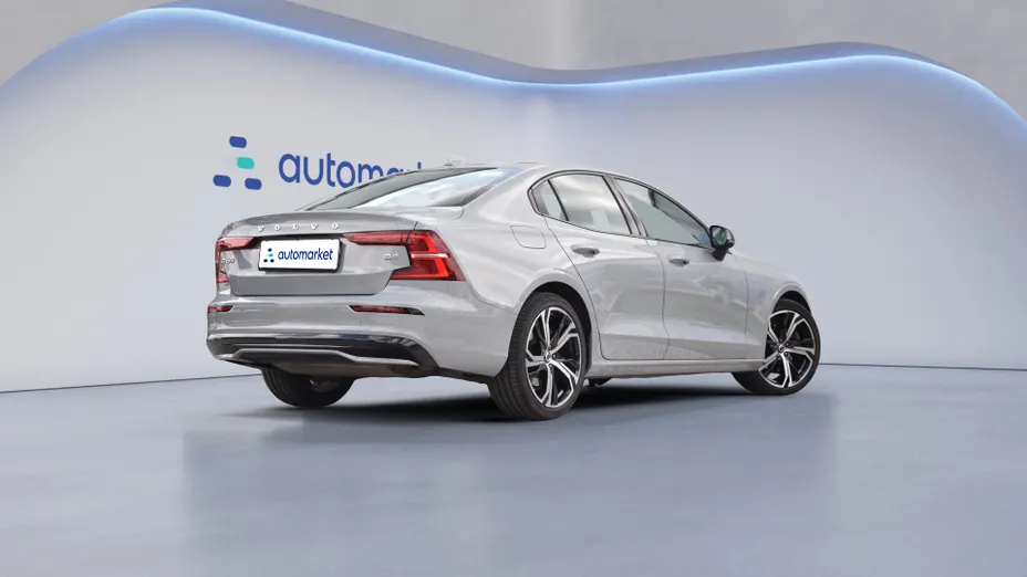 VOLVO S60 S60 B4 B Plus Dark aut