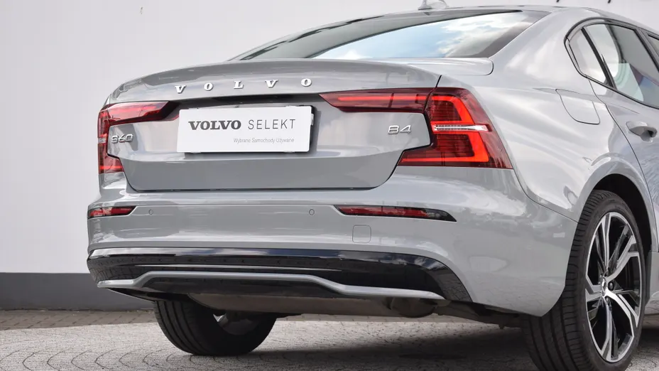 VOLVO S60 S60 B4 B Plus Dark aut