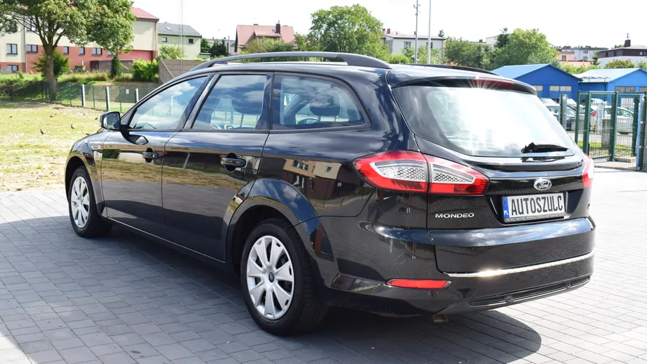 FORD Mondeo Mondeo 2.0 Ambiente