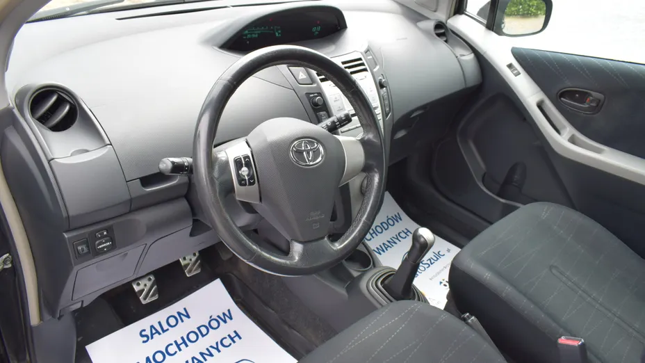 TOYOTA Yaris Yaris 1.4 D-4D Active