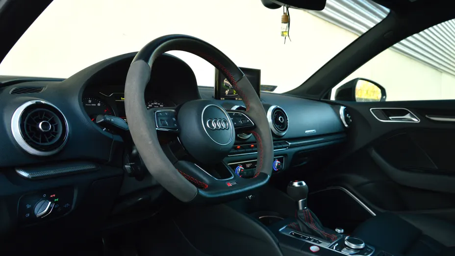 AUDI A3 RS3 2.5 TFSI Quattro S tronic