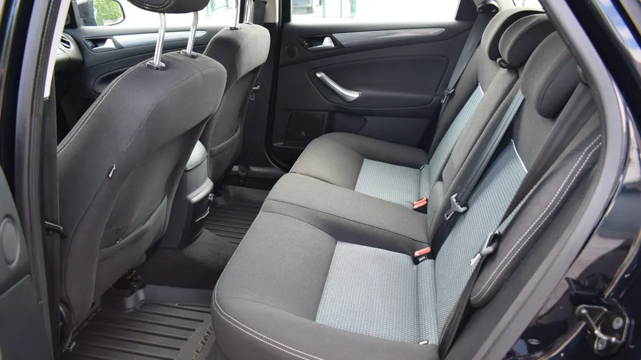 FORD Mondeo Mondeo 2.0 Ambiente