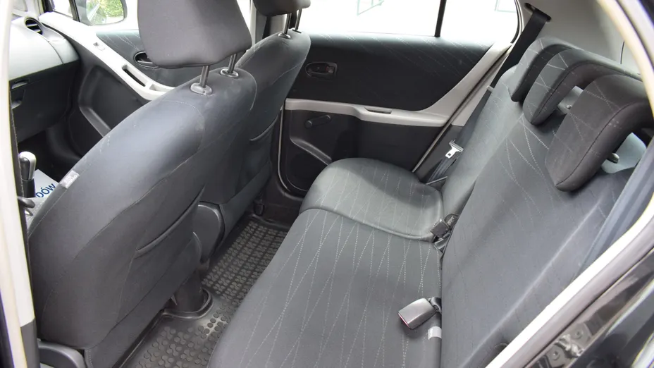 TOYOTA Yaris Yaris 1.4 D-4D Active