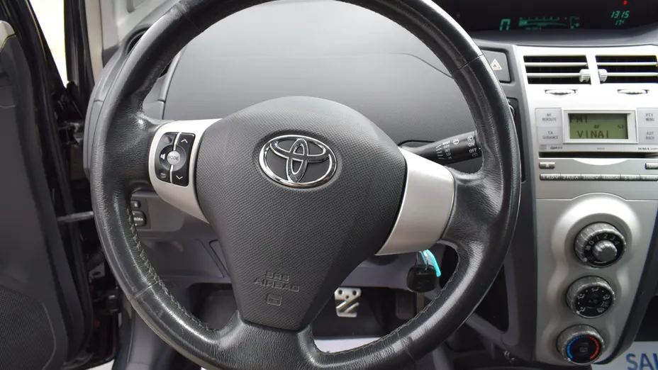 TOYOTA Yaris Yaris 1.4 D-4D Active