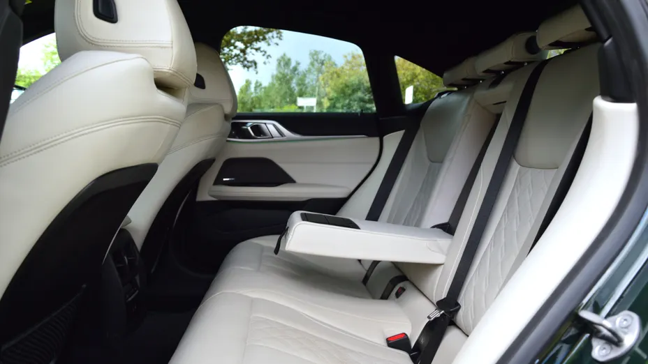 BMW Seria 4 M440i xDrive mHEV sport-aut