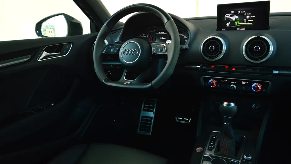 AUDI A3 RS3 2.5 TFSI Quattro S tronic