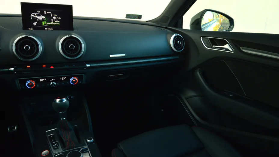 AUDI A3 RS3 2.5 TFSI Quattro S tronic