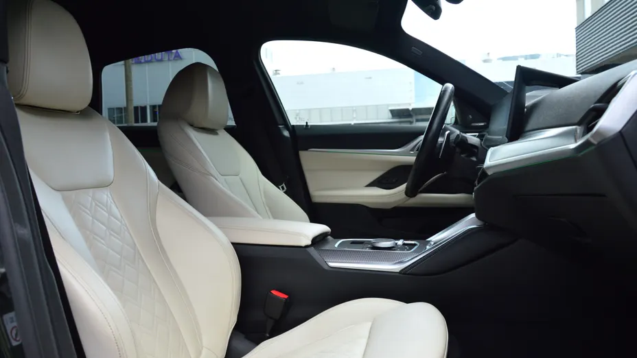 BMW Seria 4 M440i xDrive mHEV sport-aut