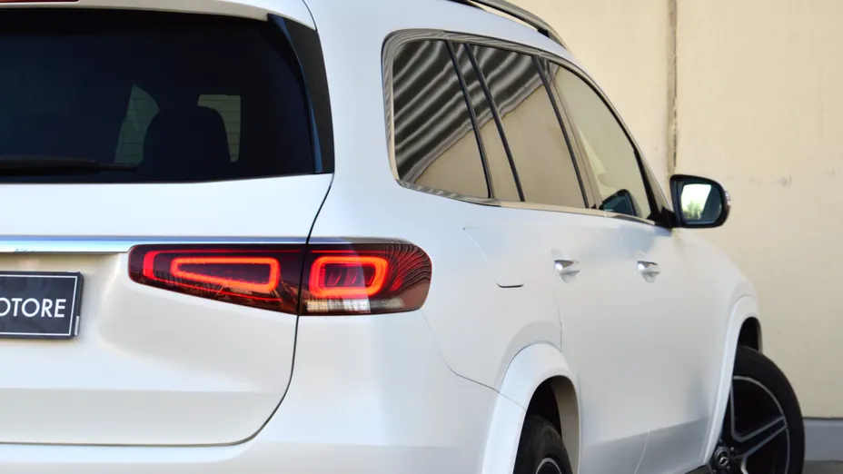 MERCEDES-BENZ GL GLS 400 d 4-Matic