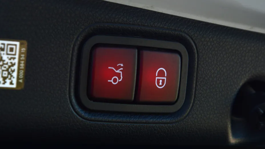 MERCEDES-BENZ E Klasa E 220 d AMG/Avantgarde