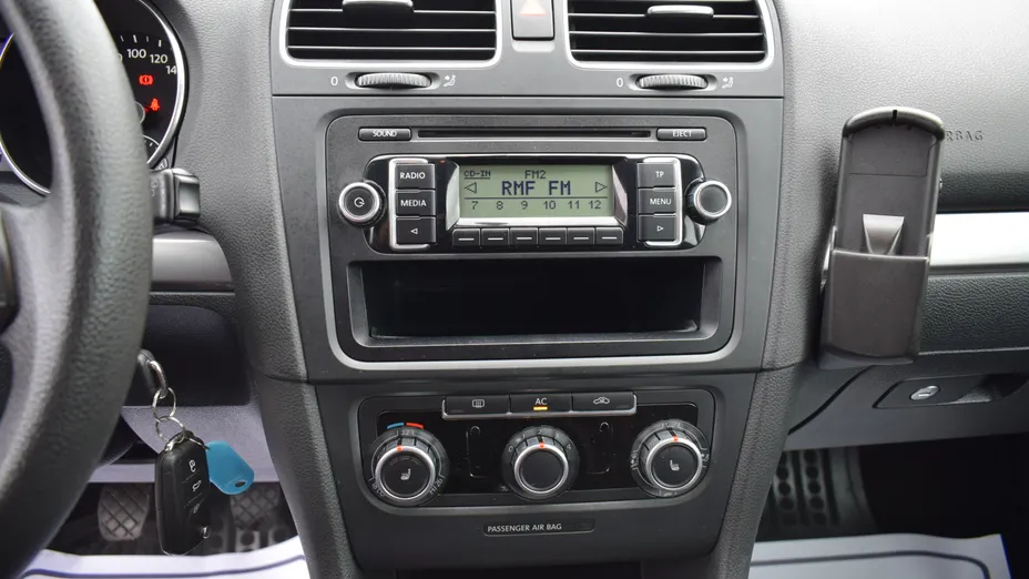 VOLKSWAGEN Golf Golf VI 1.6 TDI BlueMot. Comfortline