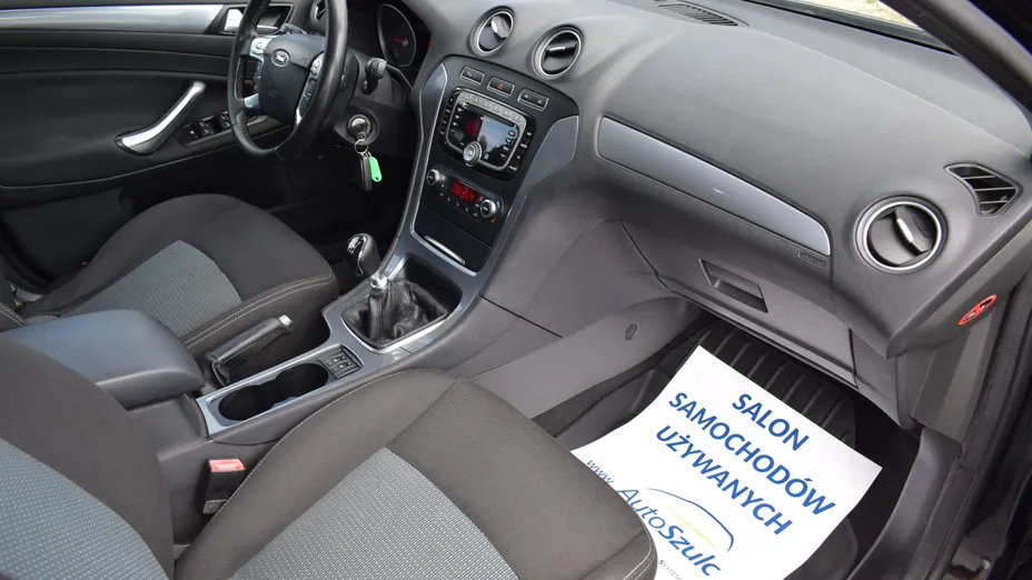 FORD Mondeo Mondeo 2.0 Ambiente