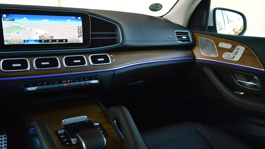 MERCEDES-BENZ GL GLS 400 d 4-Matic