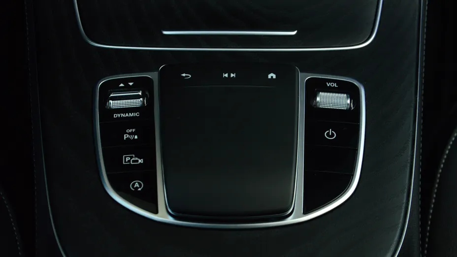 MERCEDES-BENZ E Klasa E 220 d AMG/Avantgarde