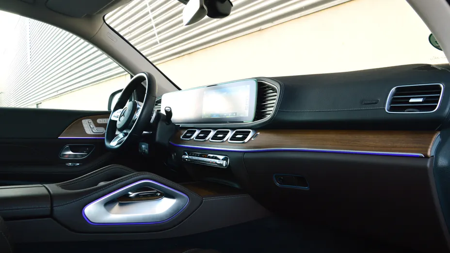 MERCEDES-BENZ GL GLS 400 d 4-Matic