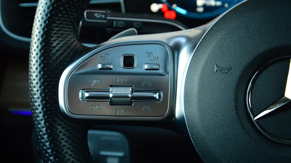 MERCEDES-BENZ GL GLS 400 d 4-Matic