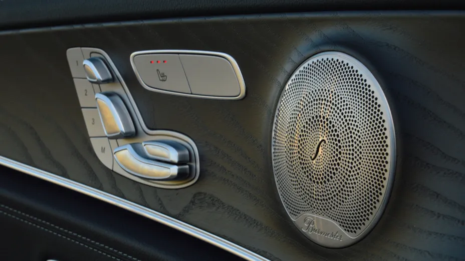 MERCEDES-BENZ E Klasa E 220 d AMG/Avantgarde