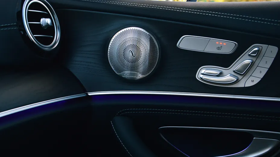 MERCEDES-BENZ E Klasa E 220 d AMG/Avantgarde