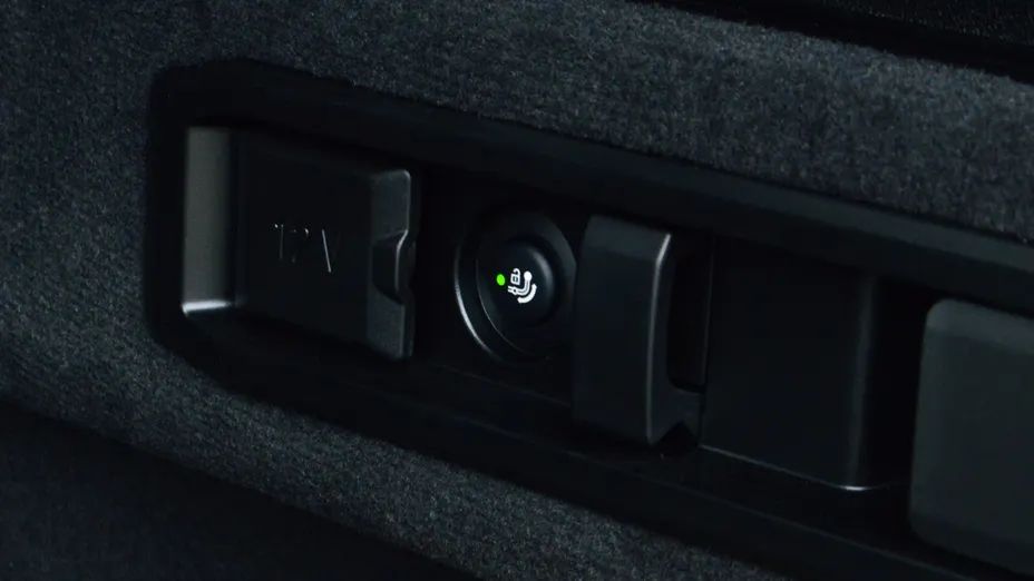 BMW Seria 5 M5 PHEV aut