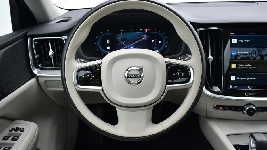 VOLVO S60 S60 B4 B Plus Dark aut