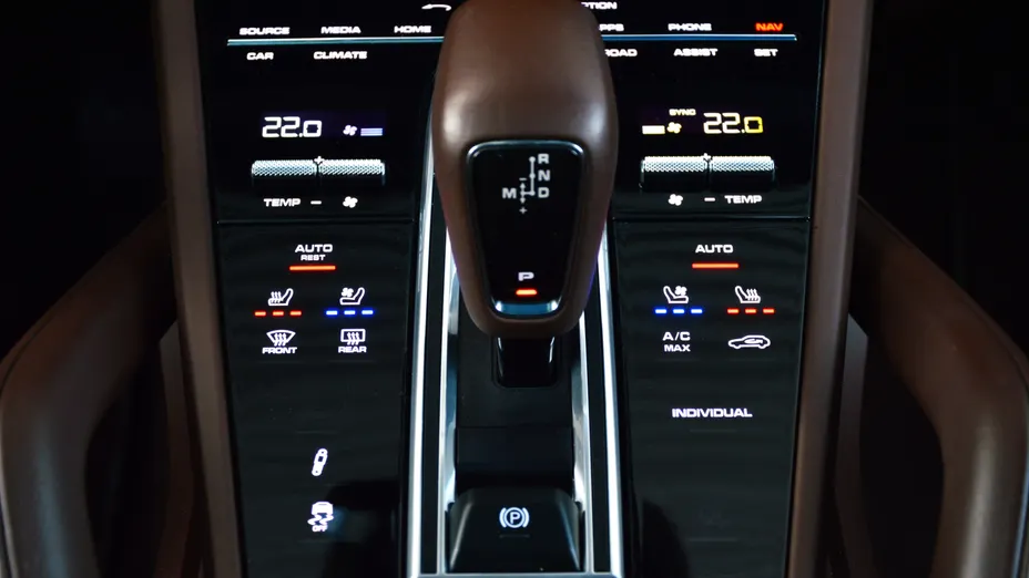 PORSCHE Cayenne Cayenne E-Hybrid Platinum Edition