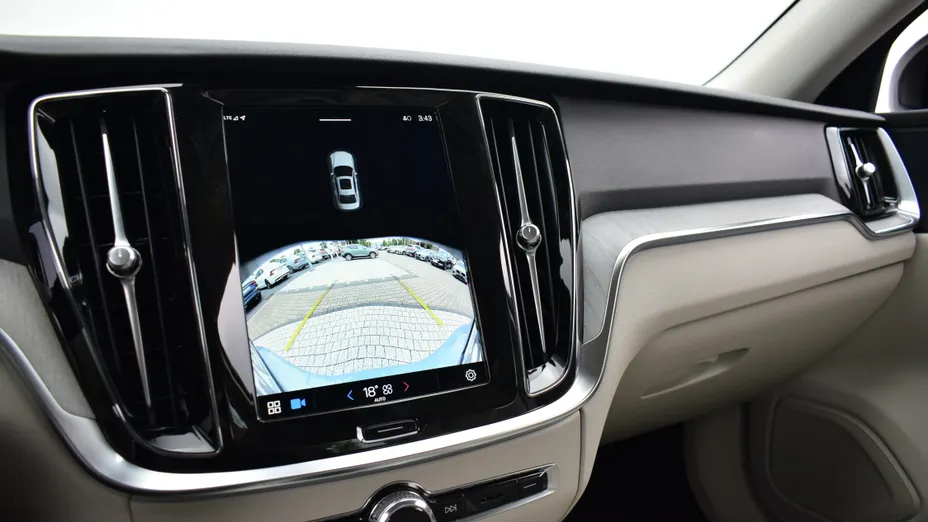 VOLVO S60 S60 B4 B Plus Dark aut