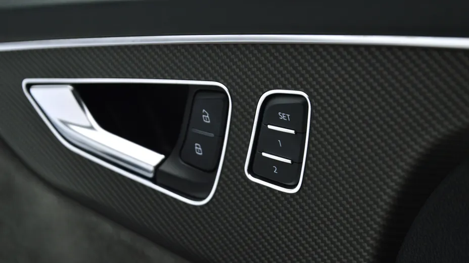 AUDI Q8 RS Q8 TFSI mHEV Quattro Tiptronic