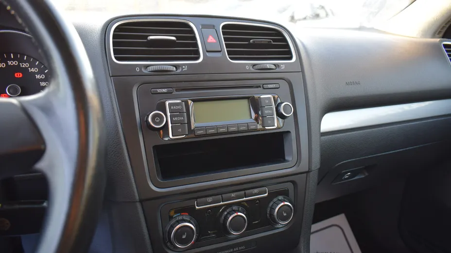 VOLKSWAGEN Golf Golf VI 1.6 Comfortline