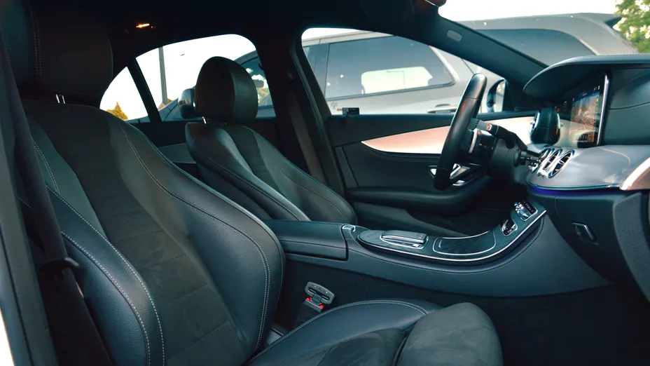 MERCEDES-BENZ E Klasa E 220 d 9G-TRONIC