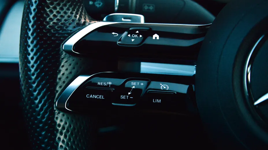 MERCEDES-BENZ E Klasa E 220 d 9G-TRONIC