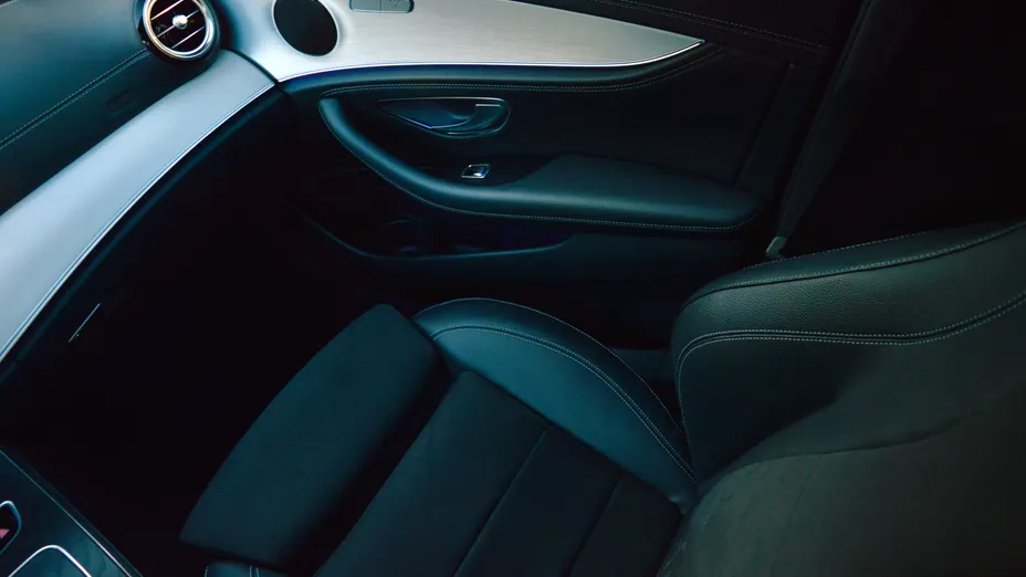 MERCEDES-BENZ E Klasa E 220 d 9G-TRONIC