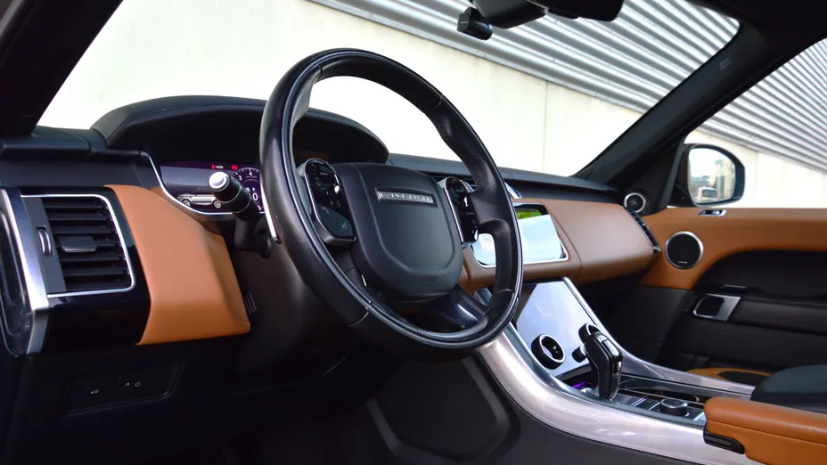 LAND ROVER Range Rover Sport Range Rover S 5.0 V8 S/C HSE Dynamic