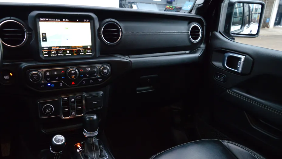 JEEP Wrangler Wrangler Unlimited 2.0 Turbo PHEV 4xe Sahara aut