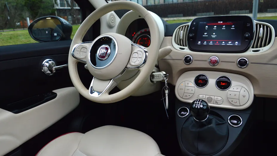 FIAT 500 500 1.0 Hybrid Dolcevita