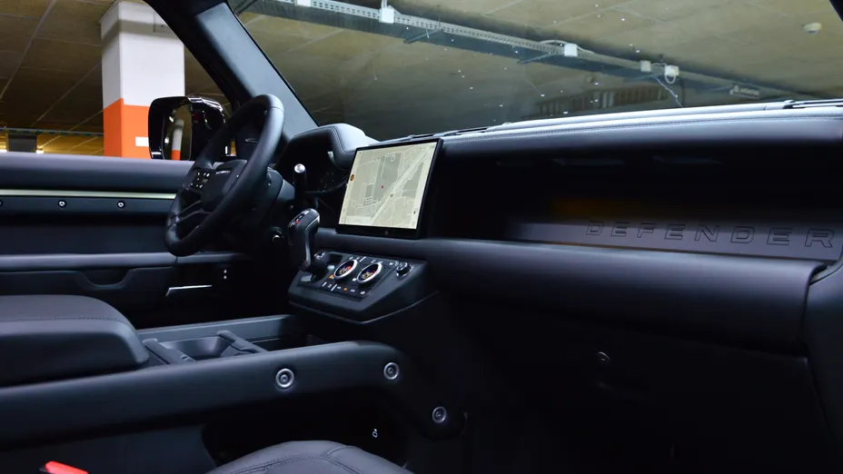 LAND ROVER Defender Defender 110 3.0 D300 mHEV X-Dynamic HSE