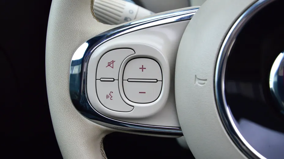 FIAT 500 500 1.0 Hybrid Dolcevita