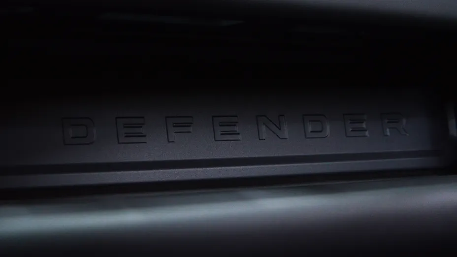 LAND ROVER Defender Defender 110 3.0 D300 mHEV X-Dynamic HSE