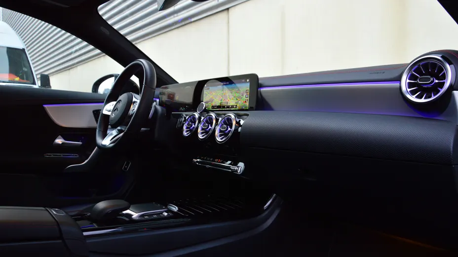 MERCEDES-BENZ CLA CLA 250 e AMG Line 8G-DCT