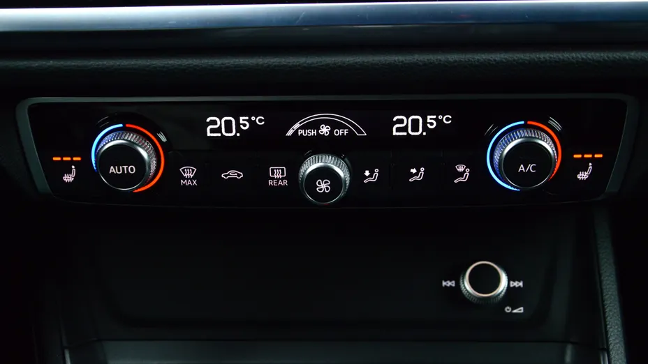 AUDI Q3 Q3 RS S tronic