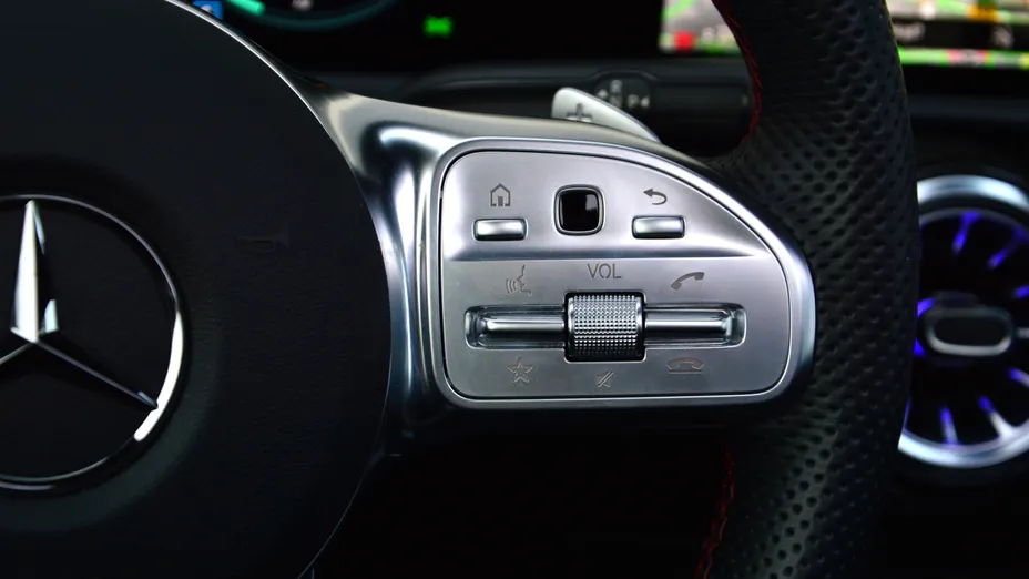 MERCEDES-BENZ CLA CLA 250 e AMG Line 8G-DCT