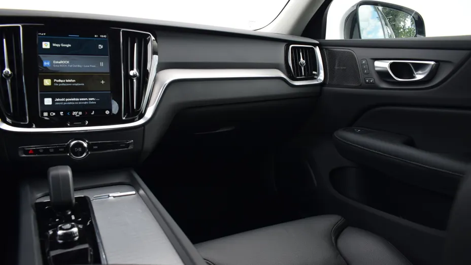 VOLVO S60 S60 B4 B Plus Dark aut